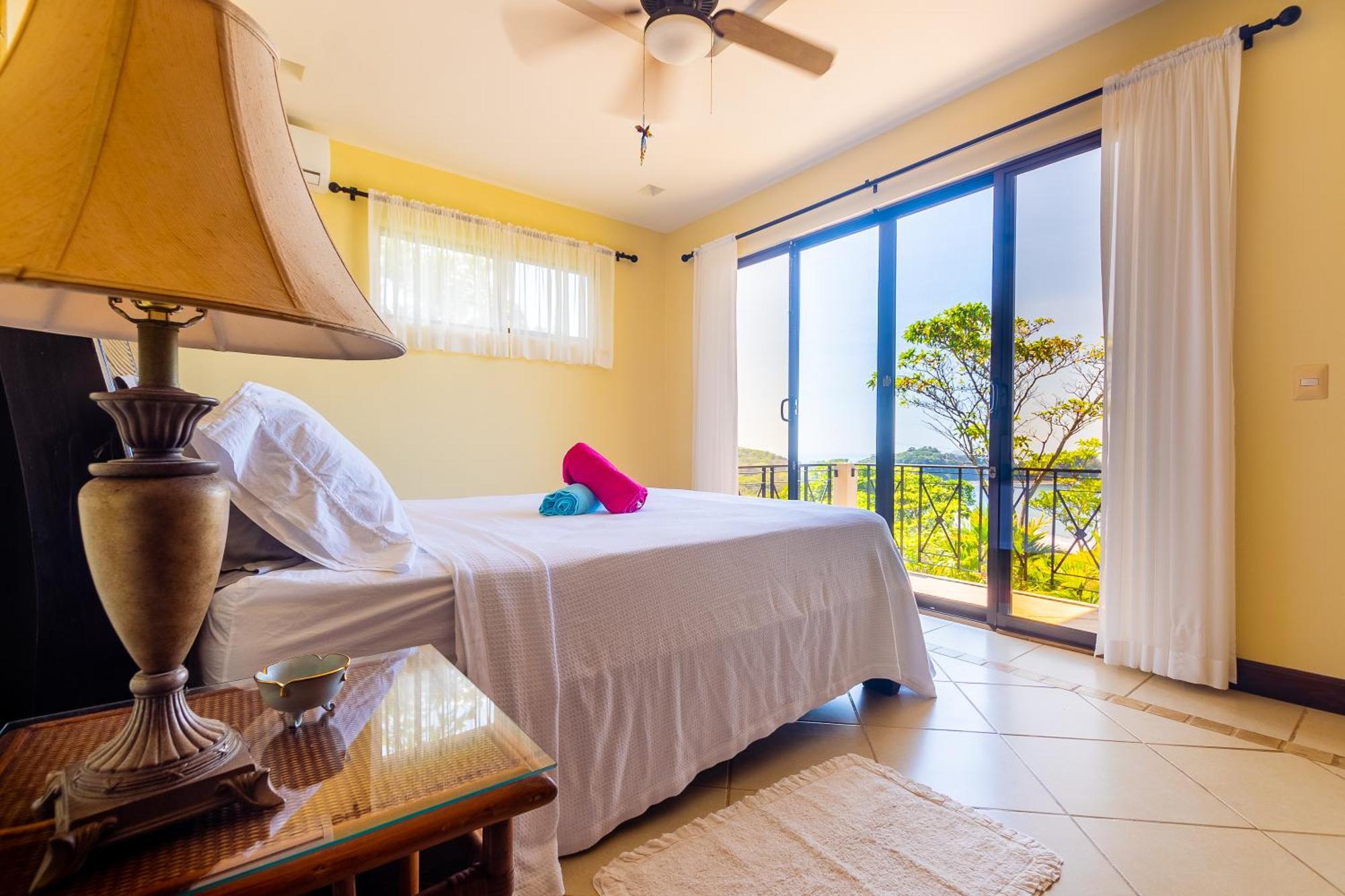 Del Mar With Breathtaking View Of Ocean & Jungle